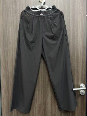 Women's ALO Yoga Dark Grey Suit Pants 🎯 Regular Size